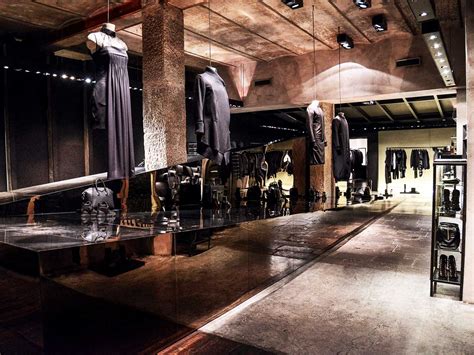 antonioli milano shop.